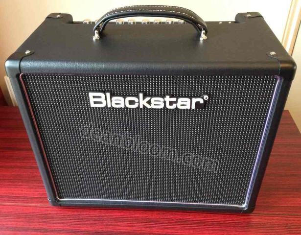 Blackstar HT-5R Guitar Amplifier 01